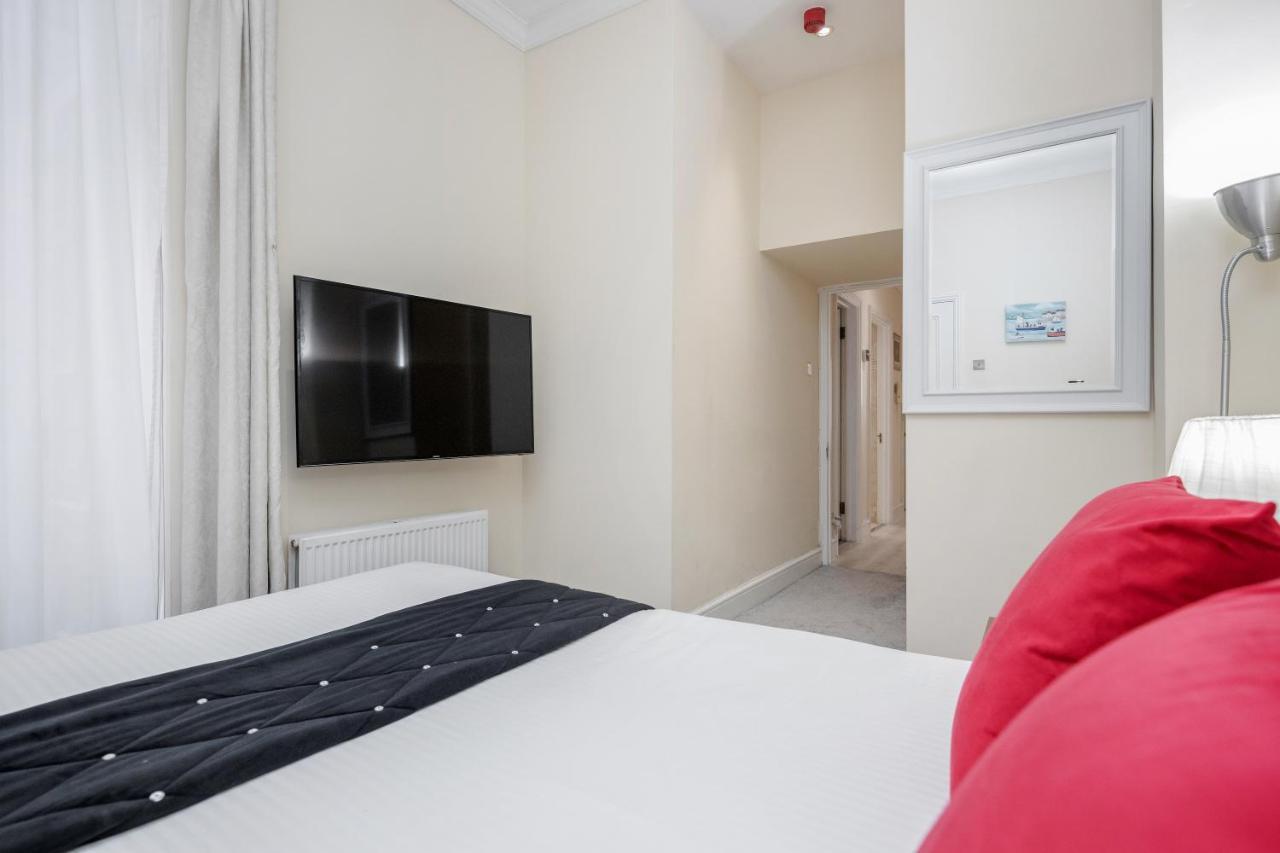 Oxford Street Homestay Londres Exterior foto