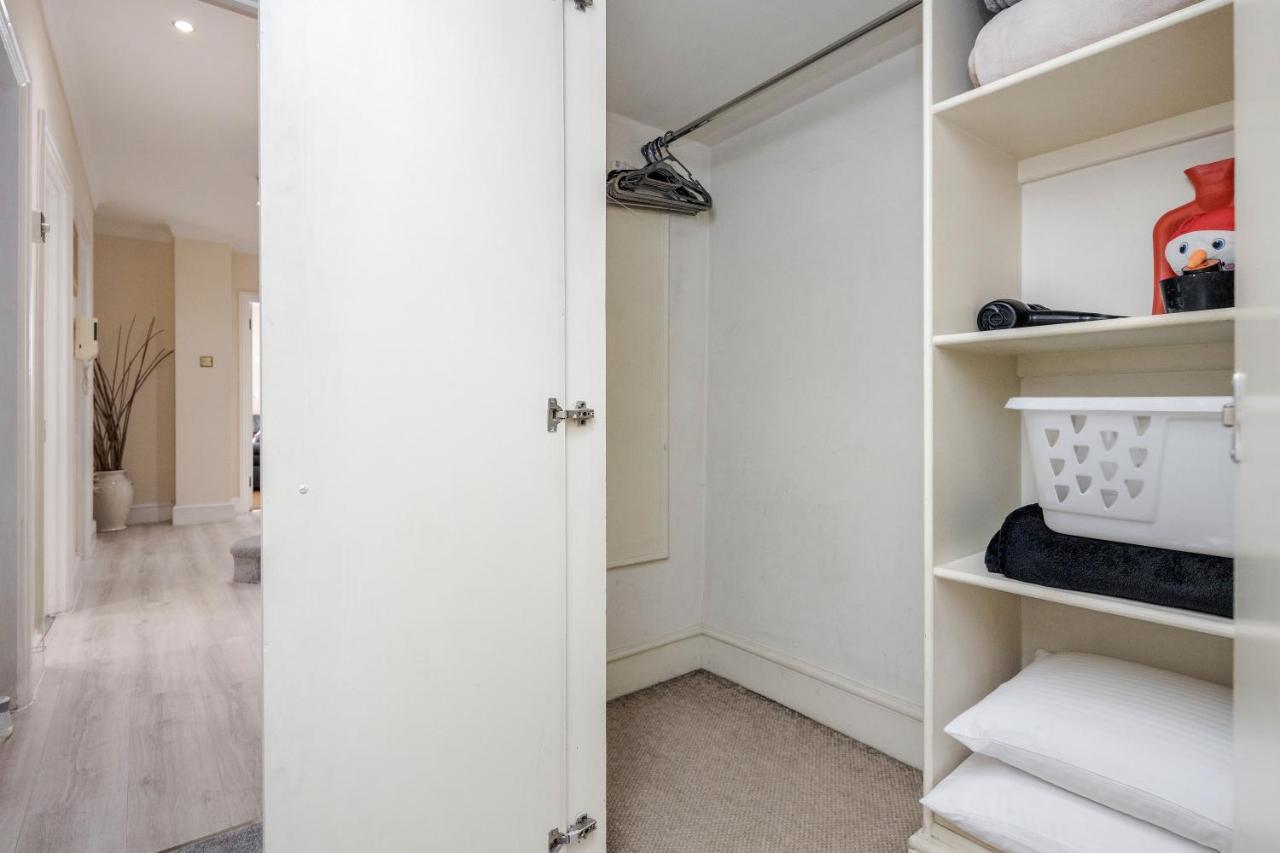 Oxford Street Homestay Londres Exterior foto